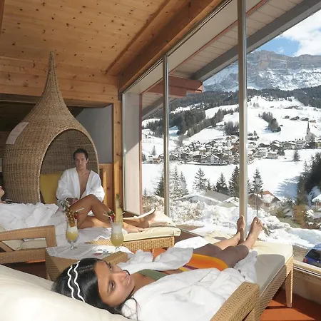 Serena Hotel 3*