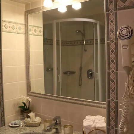 Hotel Serena