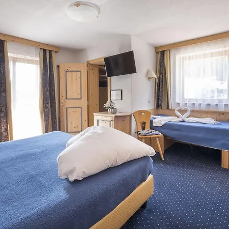 Hotel Serena 3*