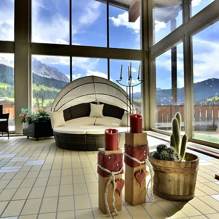 Hotel Serena 3*